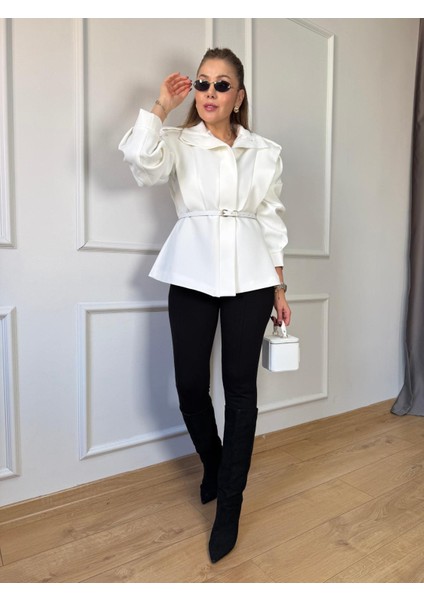 Ekru Kemerli Omuz Detay Ceket fırsatları