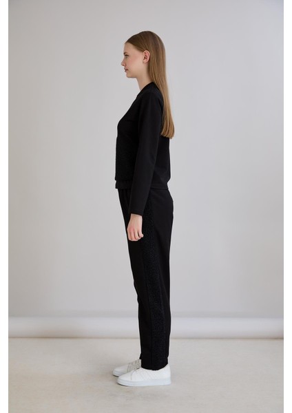 Triko Garnili Sweatshirt indirimleri