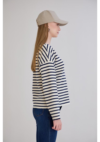 Dikiş Detay Çizgili Sweatshirt indirimleri