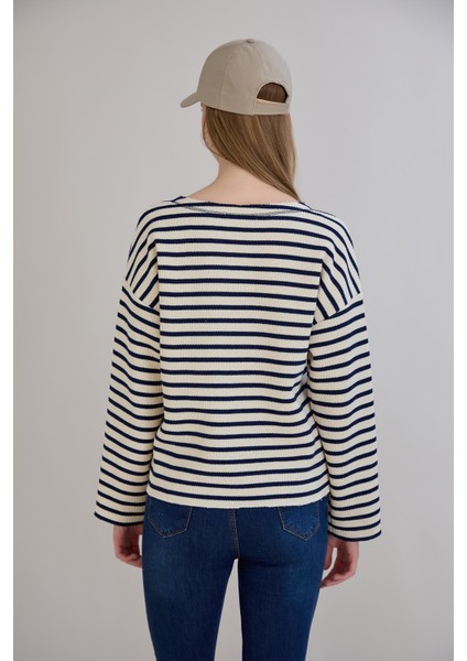 Dikiş Detay Çizgili Sweatshirt