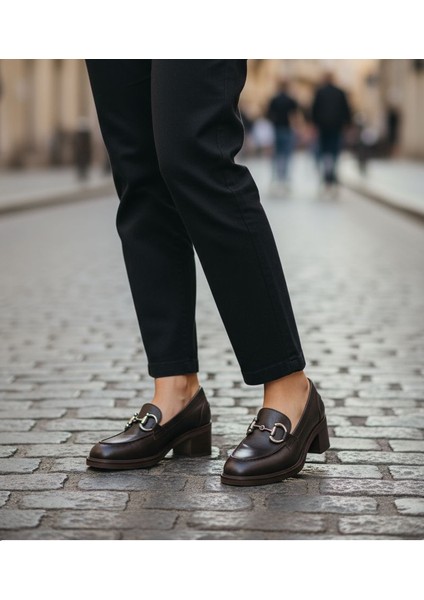 SV350 Hakiki Deri 5 cm Topuklu Kahverengi Kadın Klasik Loafer Ayakkabı