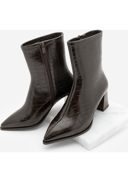 Kadın Kalın Topuklu Sivri Burun Bot Simva Kahve Croco