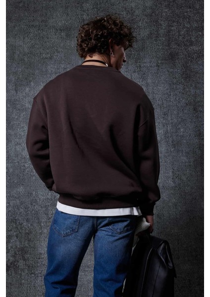 Erkek Oversize Bisiklet Yaka Basic Sweatshirt Kahverengi fırsatları