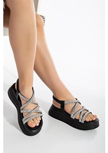 Kadın Sandalet Taşlı Detaylarla Siyah Renk Ortopedik Tabanlı Yeni Sezon indirimleri