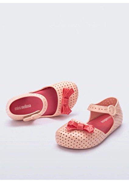 Kız Çocuk Sandalet Açık Pembe Renkli Şık Tasarım Rahat Kullanım İçin