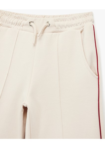 Pamuklu Beli Bağcıklı Cepli Geniş Paça Eşofman Altı modelleri