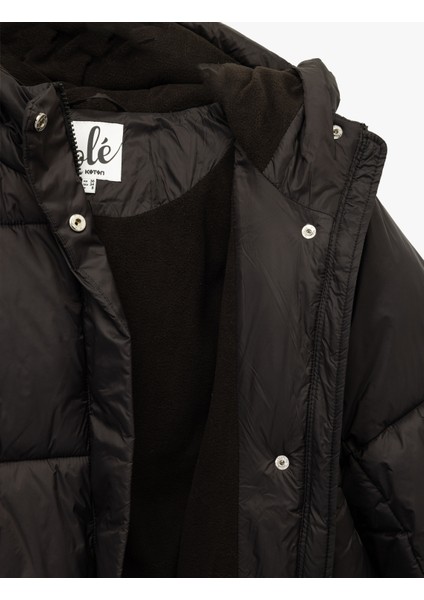 Kapüşonlu Uzun Kollu Cepli Fermuarlı Şişme Mont fırsatları