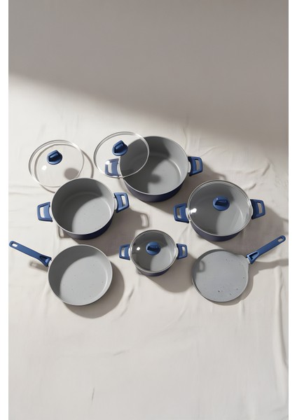 Castella Serisi 10 Parça Granit Tencere Seti – 4 mm Kalınlık, Pyrex Kapaklı LACİVERT fiyatları