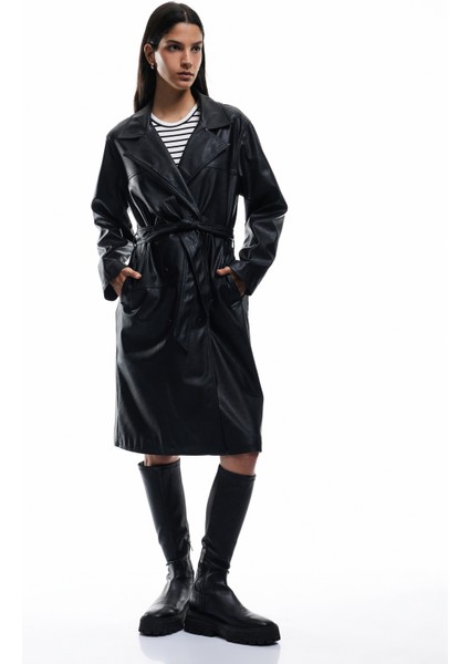 Düğmeli Kruvaze Yaka Uzun Trençkot modelleri