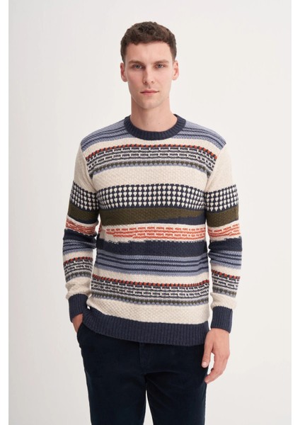 Slim Fit Akrilik Karışımlı Vintage Desenli Bisiklet Yaka Kazak fiyatları