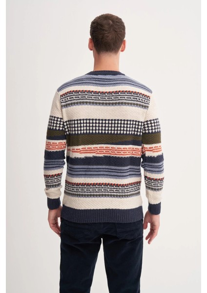 Slim Fit Akrilik Karışımlı Vintage Desenli Bisiklet Yaka Kazak modelleri