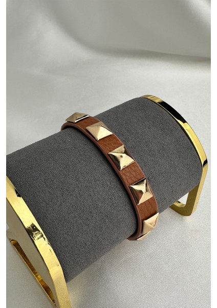 Sarı Metal Zımba Detay Deri Bileklik (24CM) indirimleri