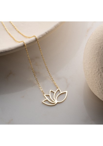 925 Ayar Gümüş Modern Lotus Çiçeği Kolye fırsatları