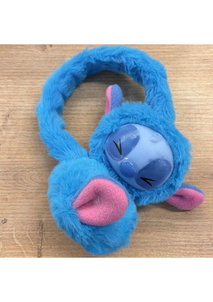 Stitch Tasarımlı Kulak Koruyucu Peluş Kışlık Başlık – Yumuşak, Sıcak ve Sevimli Kış Aksesuarı fiyatları