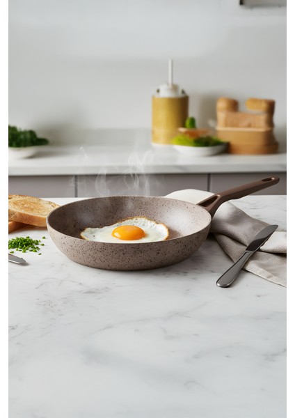 Castella Serisi 10 Parça Granit Tencere Seti – 4 mm Kalınlık, Pyrex Kapaklı BEJ