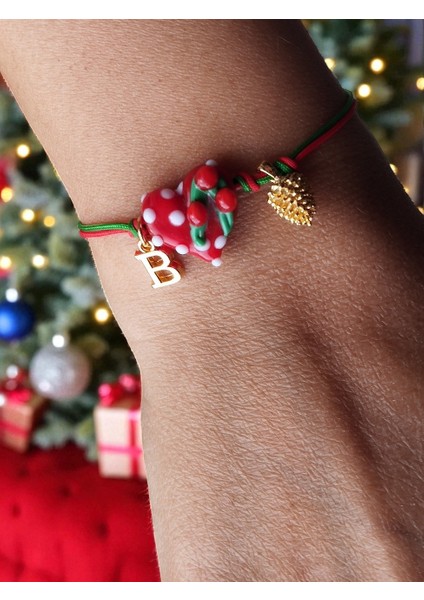 Yılbaşı Tasarımlı Murano Kalp ve Çam Figürlü Harfli Bileklik