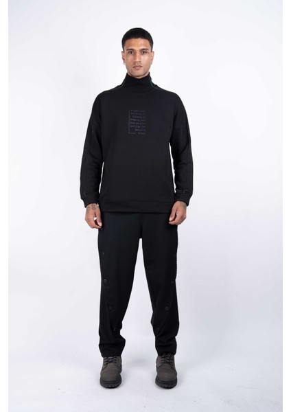 Erkek Regular Fit Boğazlı Kontrast Dikişli %100 Pamuk Siyah Sweat fırsatları