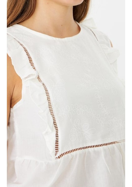 Fırfırlı Top Kolsuz Triko Beyaz modelleri