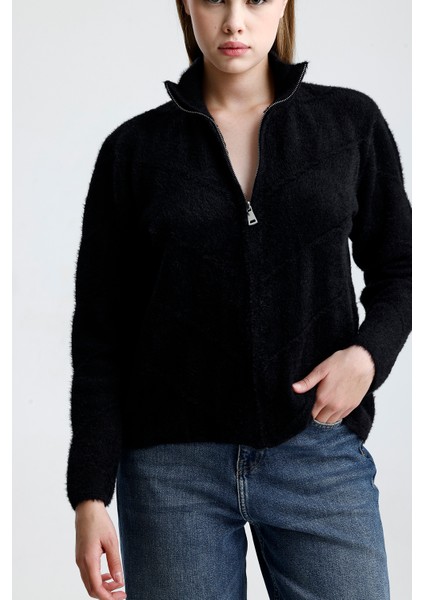 Fermuarlı Kısa Yumuşak Sakallı Hırka indirimleri