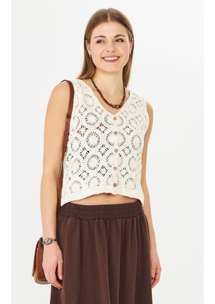 V Yaka Düğmeli Kroşe Yelek Ekru modelleri