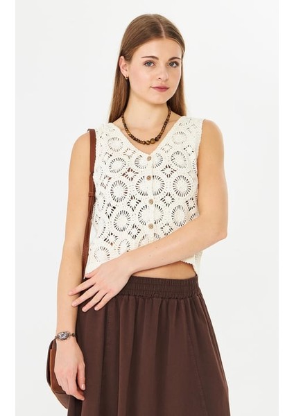 V Yaka Düğmeli Kroşe Yelek Ekru fırsatları