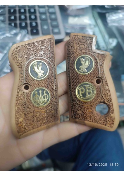 Beretta Mod 70 Ahşap Lazer Işlemeli Logolu Kabza