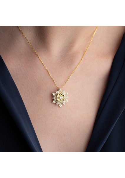 925 Ayar Gümüş Katmanlı Lotus Çiçeği Kolye