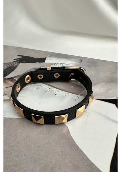 Sarı Metal Zımba Detay Deri Bileklik (24CM)