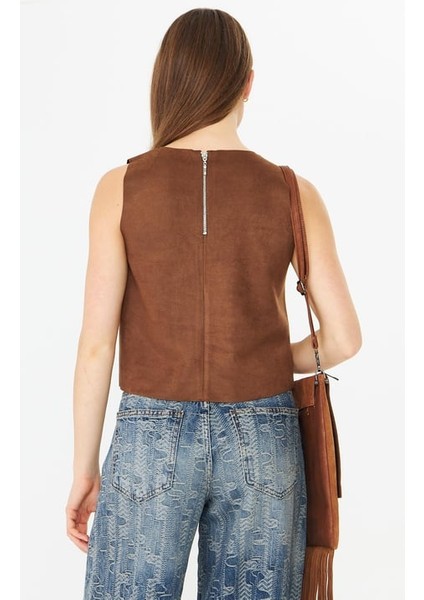 Süet Yuvarlak Yaka Arka Fermuar Detaylı Kolsuz Top fiyatları