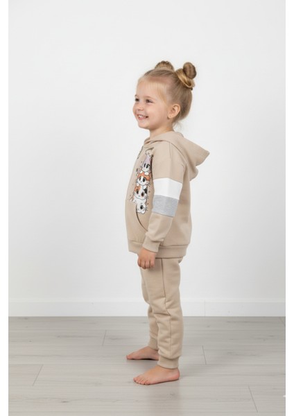 Pembe Kalp Detaylı Çocuk Eşofman Takımı (3-7 Yaş)