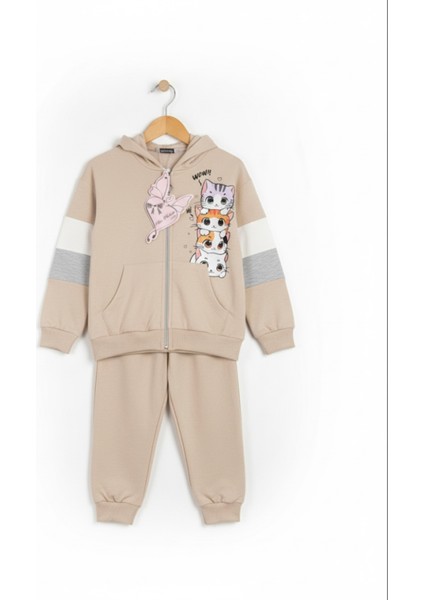 Pembe Kalp Detaylı Çocuk Eşofman Takımı (3-7 Yaş)