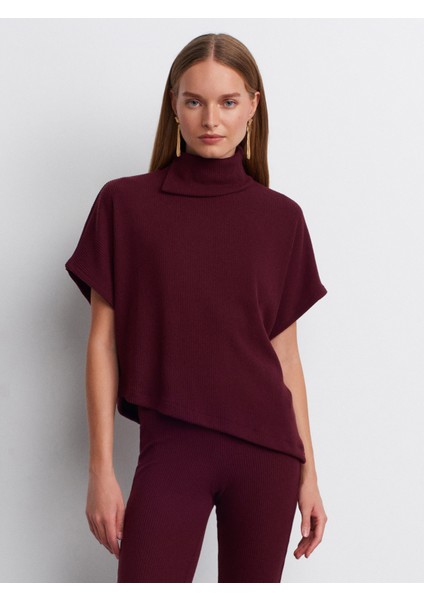 32239 Asimetrik Kesim Boğazlı Top-Bordo modelleri