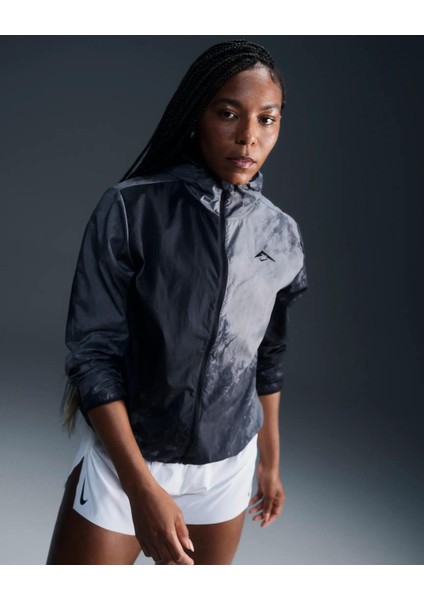 FN6853 010 Trail Repel Running Water Repelle Kadın Su Geçirmez Spor Ceket fiyatları