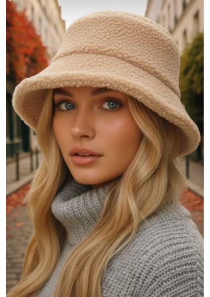 Kadın Kışlık Yumuşak Tüylü Teddy Peluş Buklet Kova Şapka modelleri