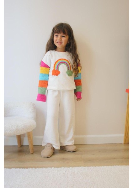 Kız Çocuk Gökkuşağı Punch Işlemeli Beli Lastikli Bağcıklı Pamuklu Kumaş Alt Üst Ikili Takım