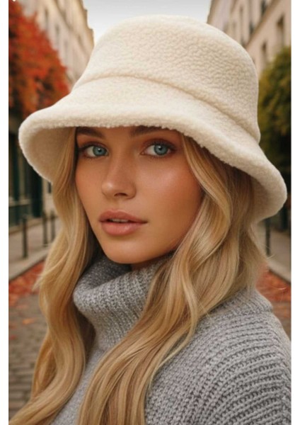 Kadın Kışlık Yumuşak Tüylü Teddy Peluş Buklet Kova Şapka indirimleri