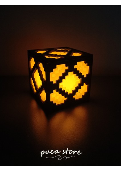 Minecraft Temalı Kırmızı Taş Lamba, LED Mum ve Hediye, Masa ve Gece Kullanımı 8X8X8 cm