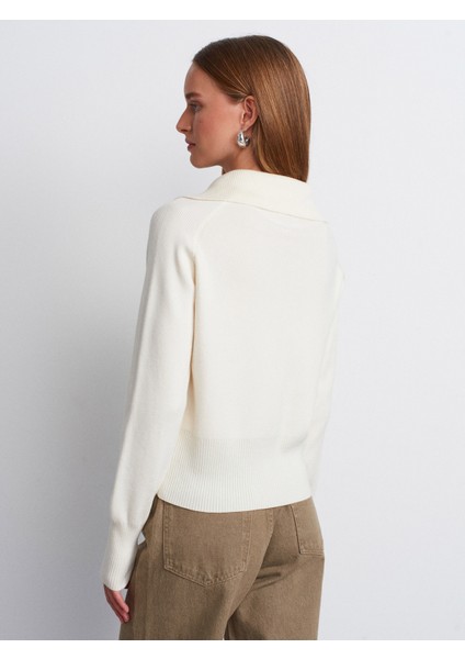 10816 Yün Karışımlı Düğmeli Triko Kazak-Ekru fiyatları