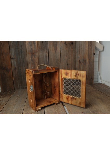 Şık Ahşap Şaraplık, Modern ve Zarif Dekorasyon Parçası fiyatları