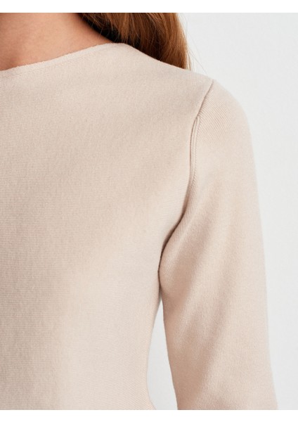 10824 Bisiklet Yaka Peplum Triko Top-Açık Bej fırsatları