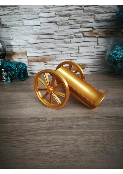 Güçlü ve Şık Top Gülle Tasarımlı Şarap Şişesi Standı, Şıklığa Zarafet Katıyor