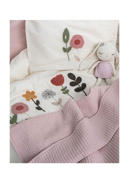Flower Garden Yatak Örtülü Bebek Nevresim Takımı %100 Pamuk