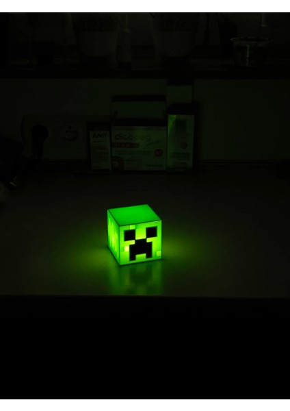 Yeşil Minecraft Creeper Kafası Aydınlatma Masa Lambası, LED Mum Hediyeli fırsatları