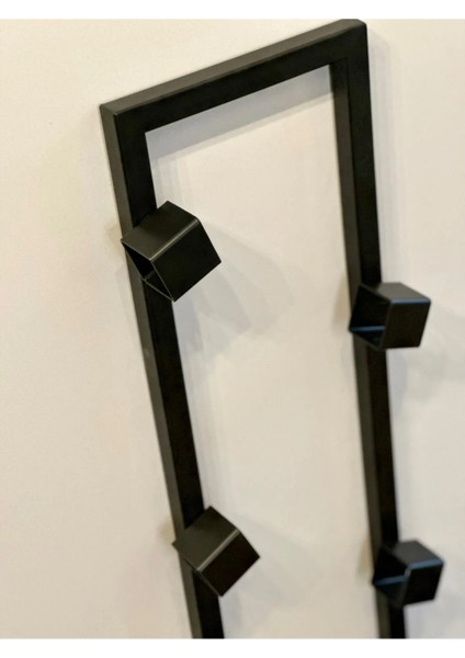 Metal Şaraplık ve Raf, Şık ve Dayanıklı Tasarım ile Şaraplarınız Için Ideal Seçim modelleri