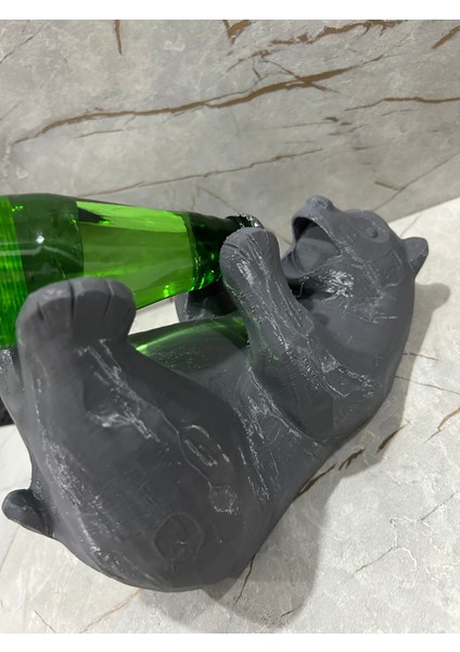 Sevimli Ayı Tasarımlı Şarap Tutacağı, Şık ve Eğlenceli Ev Dekorasyonu Için Ideal