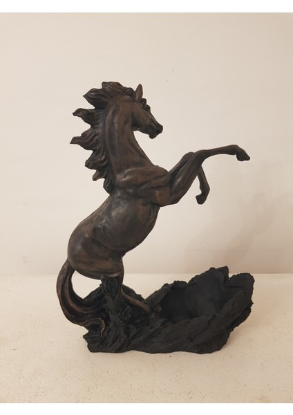 Şahlanan At Dekoratif Figür ve Süs Eşyası, Şık ve Zarif Tasarım