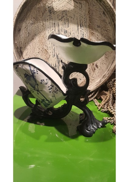 Ağır Polyester Klasik Şaraplık, 28X22X16 Cm, Şık ve Dayanıklı Tasarım fiyatları