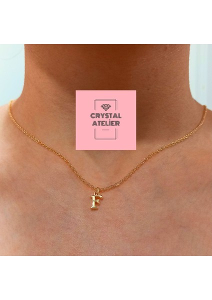 Altın Kaplama Üç Boyutlu Minimal F Harf Kolye – Kişiye Özel Baş Harf Kadın Kolye – Şık, Zarif ve Parlak Tasarım – Paslanmaz Çelik Gold Harf Kolye Hediye Seçeneği – 3 Boyutlu Harf Kolye