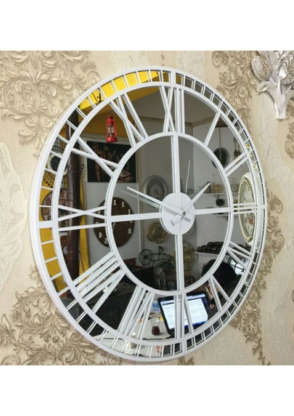 Beyaz Ahşap Roma Rakamlı Duvar Saati, Şık ve Modern Tasarım.