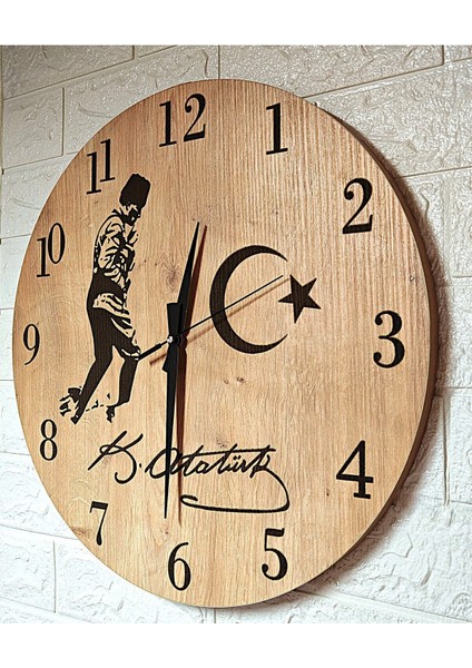 Bej Ahşap Desenli Lazer Işlemeli Atatürk Saat 44CM